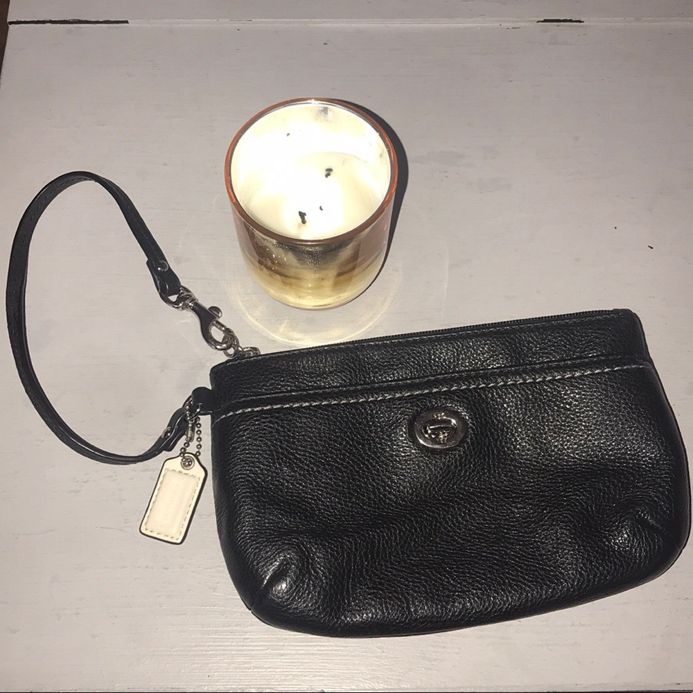 Coach park leather medium wristlet